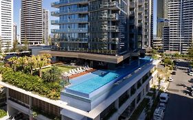 Ultiqa Signature At Broadbeach